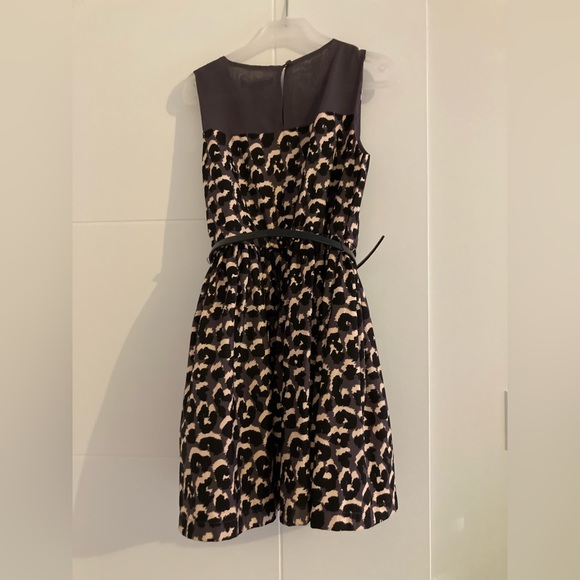 Beautiful dress for girl - Picture 2 of 3